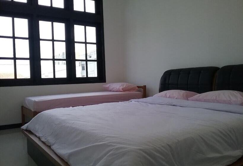 酒店 Mess Inn Semarang