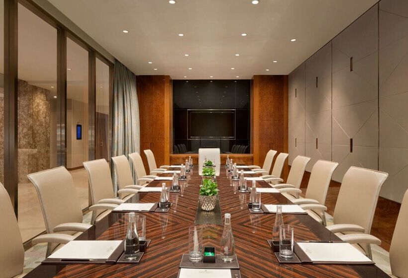 בית מלון כפרי Midtown Shangri La, Hangzhou   Around 5 Minutes Walking Distance To West Lake