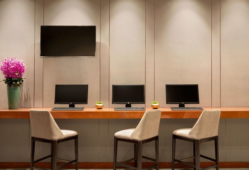 בית מלון כפרי Midtown Shangri La, Hangzhou   Around 5 Minutes Walking Distance To West Lake