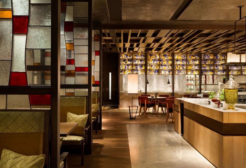 בית מלון כפרי Midtown Shangri La, Hangzhou   Around 5 Minutes Walking Distance To West Lake