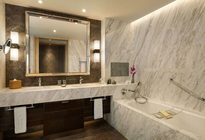 בית מלון כפרי Midtown Shangri La, Hangzhou   Around 5 Minutes Walking Distance To West Lake