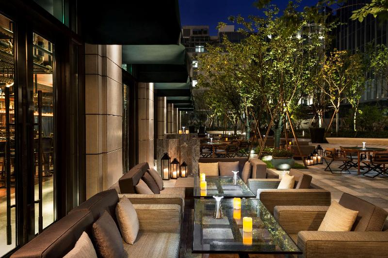 בית מלון כפרי Midtown Shangri La, Hangzhou   Around 5 Minutes Walking Distance To West Lake