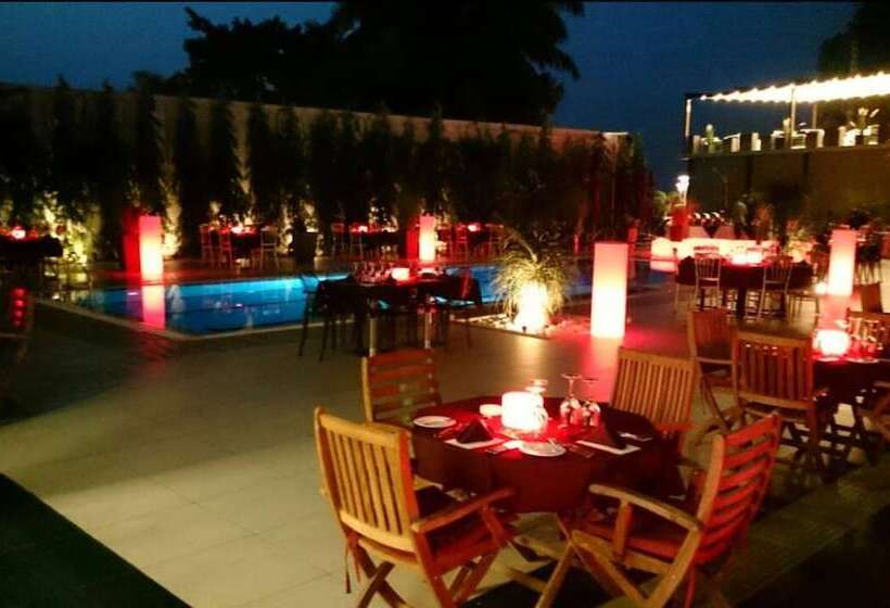 Hotel Millenium Suites