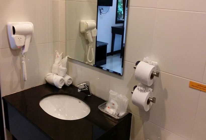 ホテル Nai Yang Beach