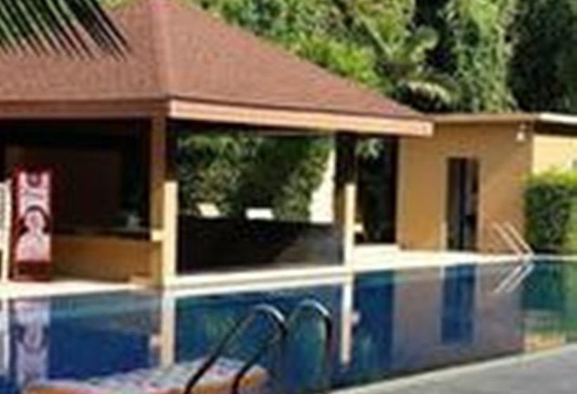 ホテル Nai Yang Beach