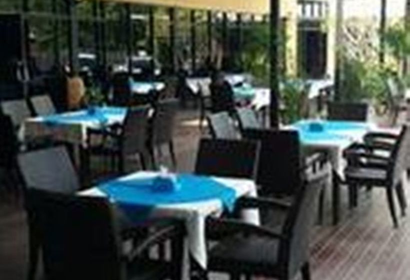 ホテル Nai Yang Beach