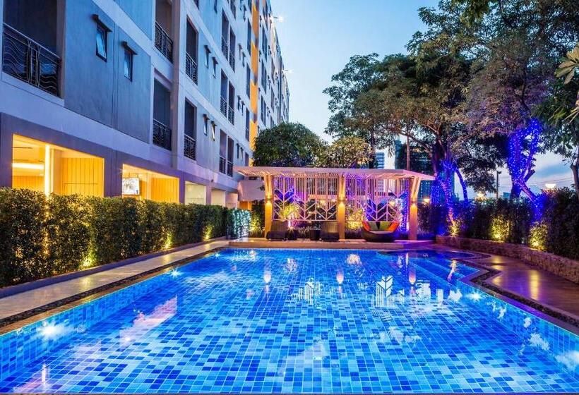 Отель Pacific Park