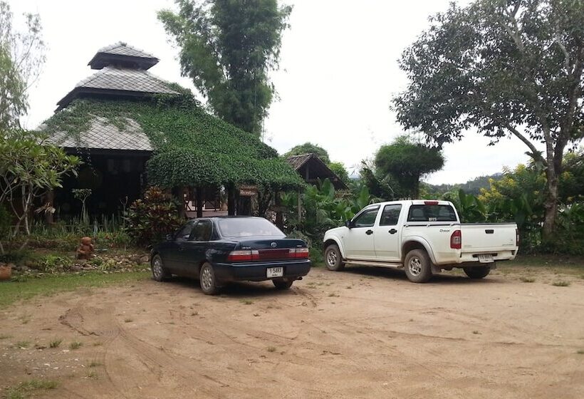 酒店 Pailove & Baanchonphao Resort