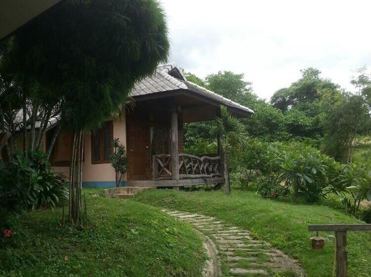 호텔 Pailove & Baanchonphao Resort