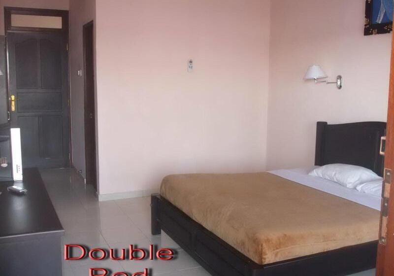 호텔 Pesona Beach Inn