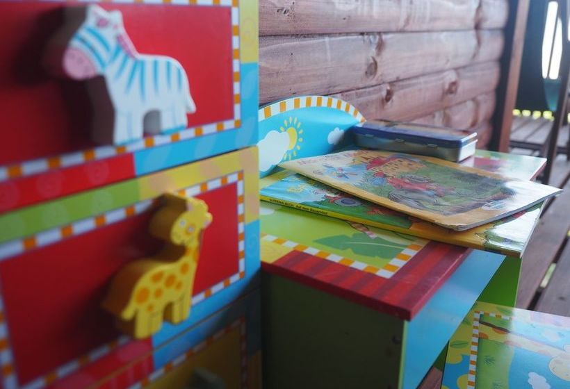 בית מלון כפרי Pure Nature Familodge