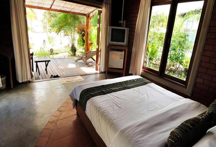 Hotel Rachavadee Bankrut Resort