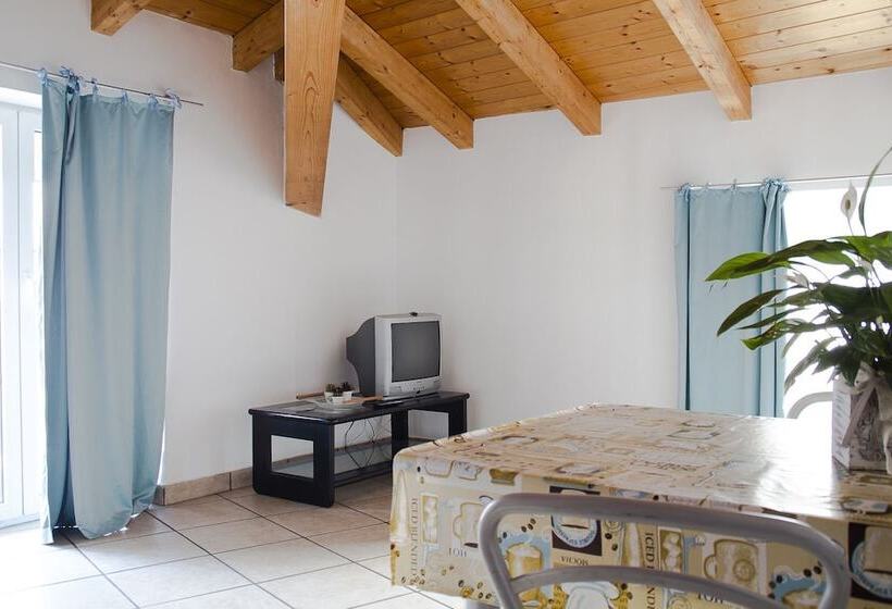 هتل Residence Santa Caterina