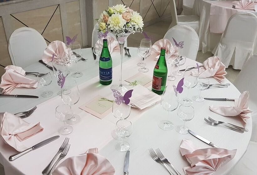 فندق Ristorante La Campagnola