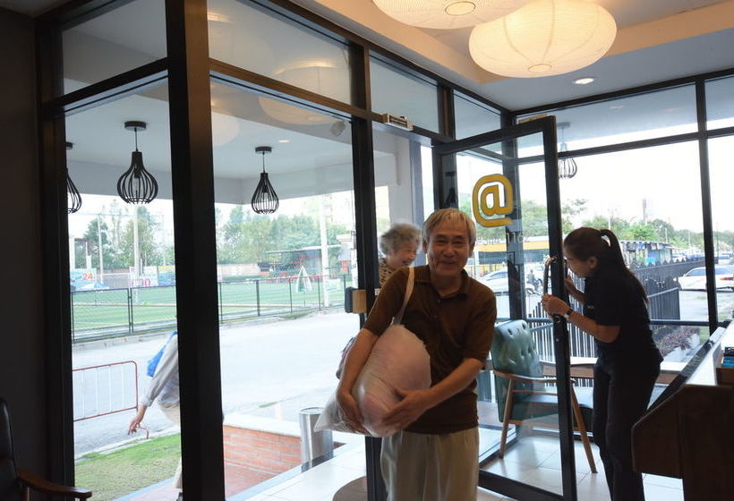 ホテル Room At Prachachuen