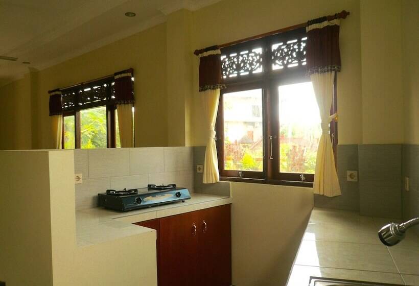 فندق Rumah Wayans Lipah