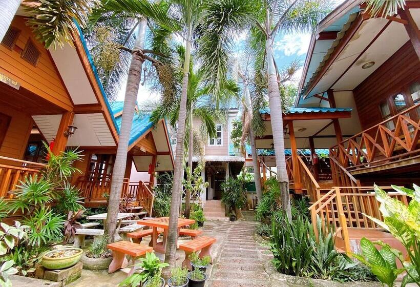 בית מלון כפרי Sila Resort