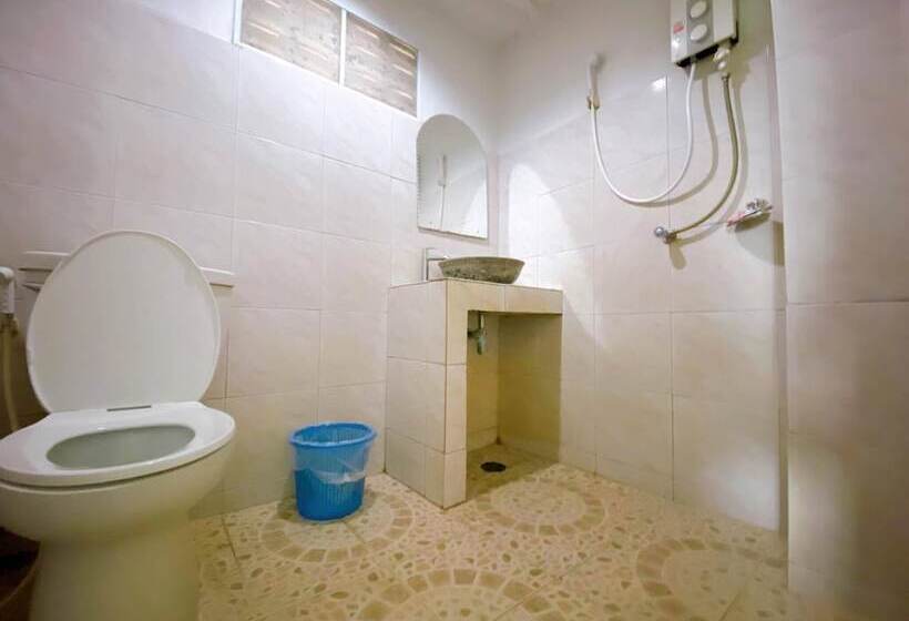 בית מלון כפרי Sila Resort