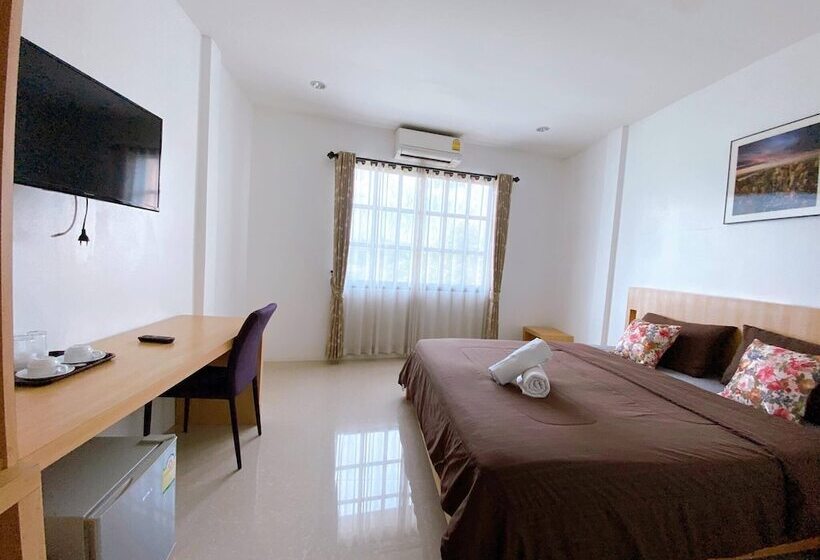 בית מלון כפרי Sila Resort