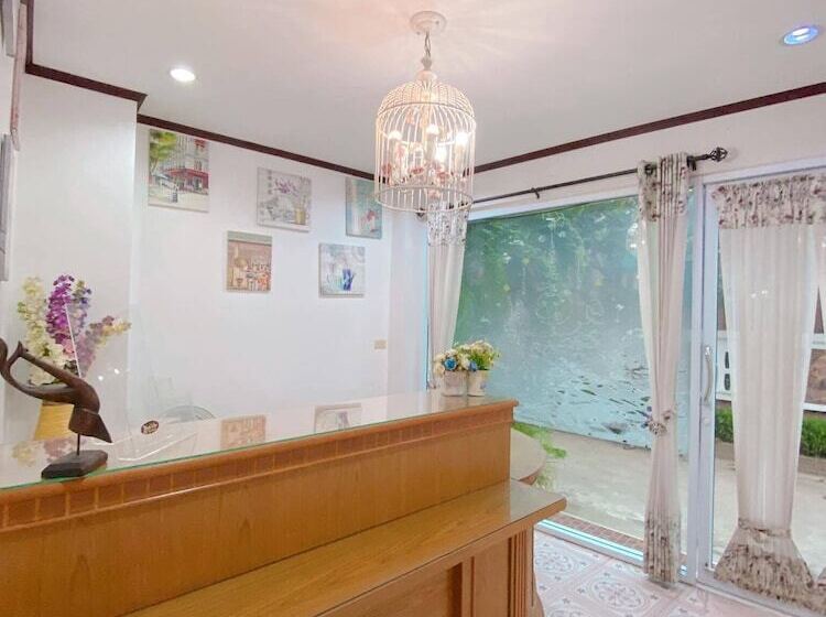 בית מלון כפרי Sila Resort