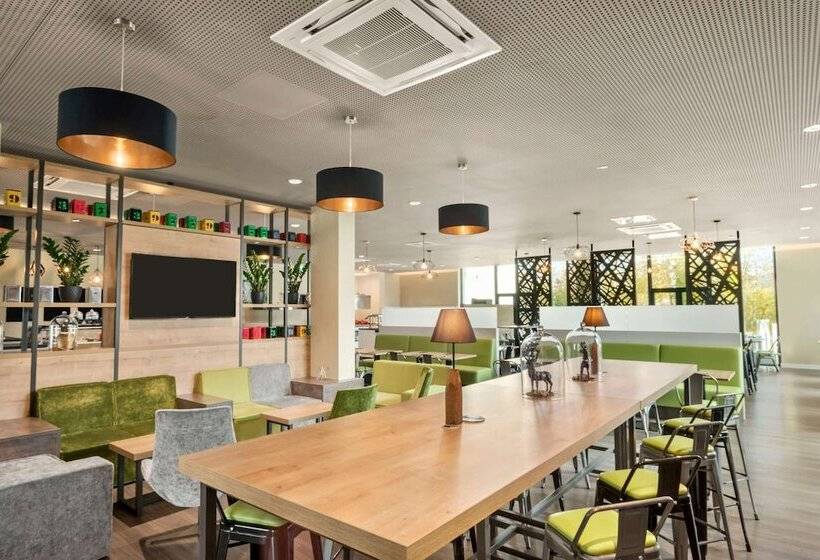 Отель Super 8 By Wyndham Munich City North