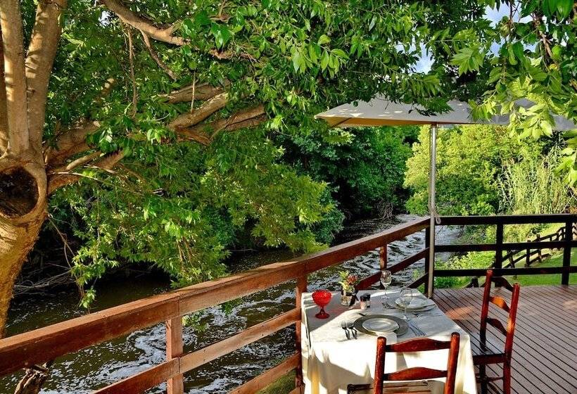 Отель Thanda Manzi Country