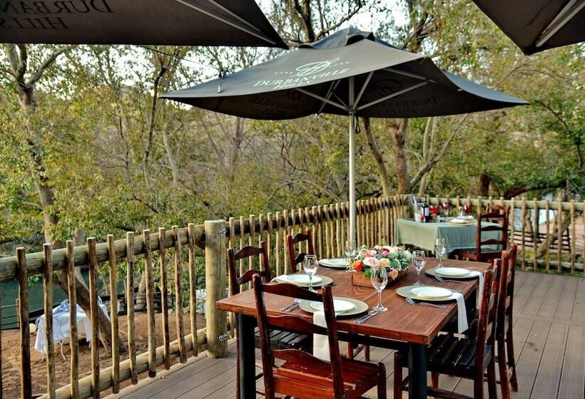 Отель Thanda Manzi Country