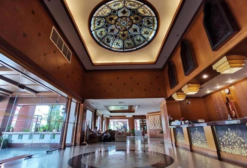 فندق The Ligor City