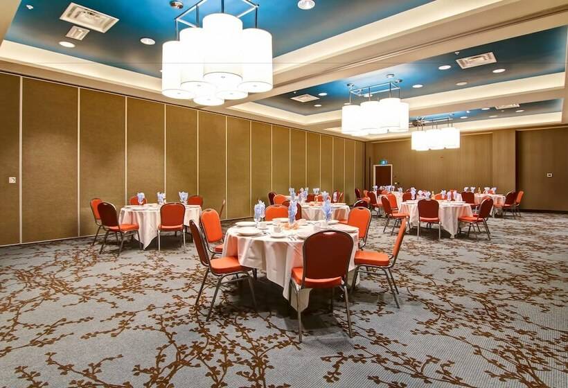 فندق Towneplace Suites By Marriott Kincardine