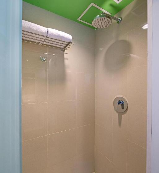 Whiz Prime Hotel Megamas Manado