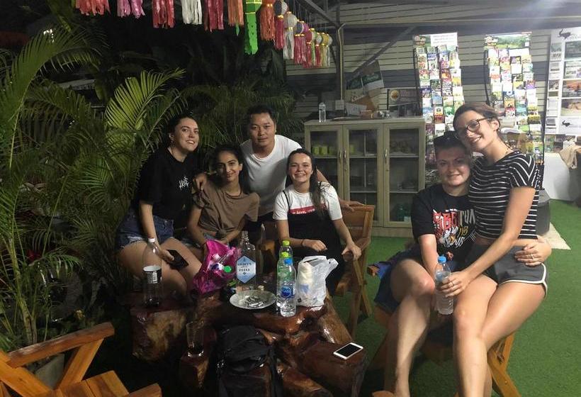 Отель Wualai Hostel