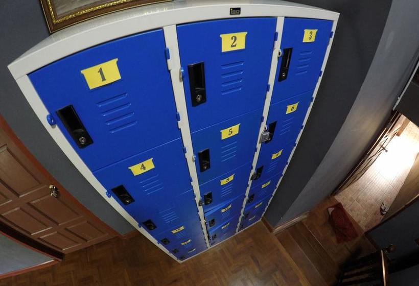 Отель Wualai Hostel