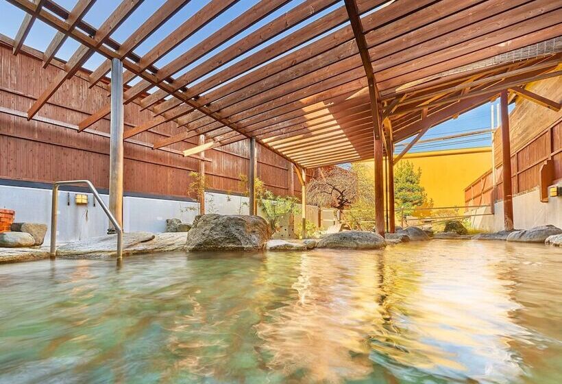 Hotel Ooedo Onsen Monogatari Ureshinokan