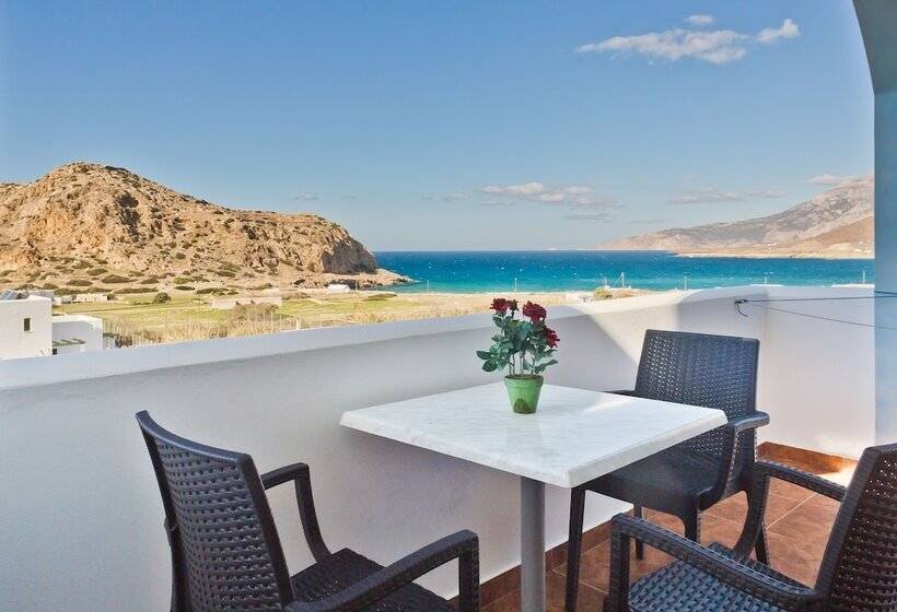 Montemar Studios & Apartments