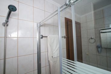 Agarathos Traditional Rooms With Pool