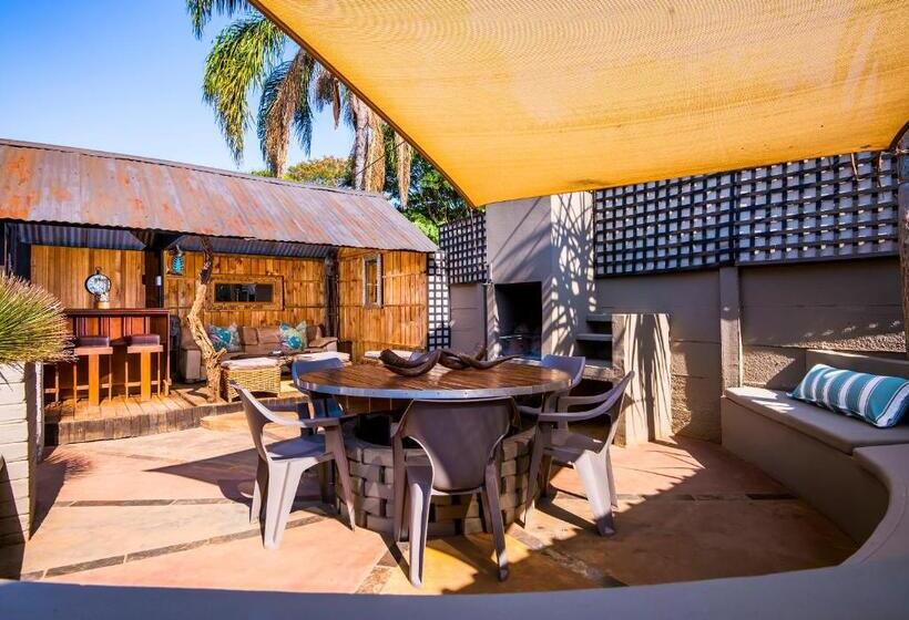 פנסיון Ama Zulu Guesthouse & Safaris