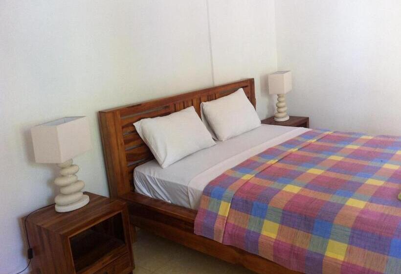 بنسيون Amed Sari Beach Guesthouse