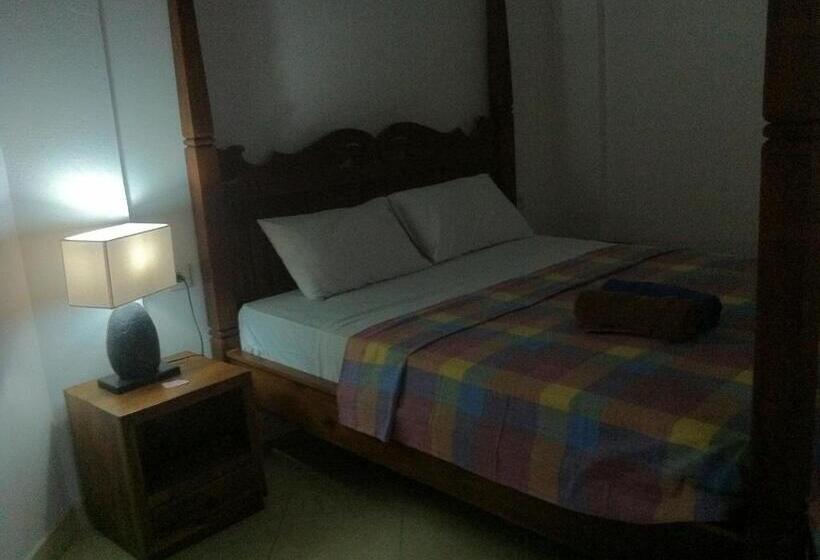 بنسيون Amed Sari Beach Guesthouse