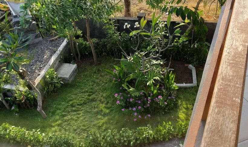 بنسيون Amed Sari Beach Guesthouse