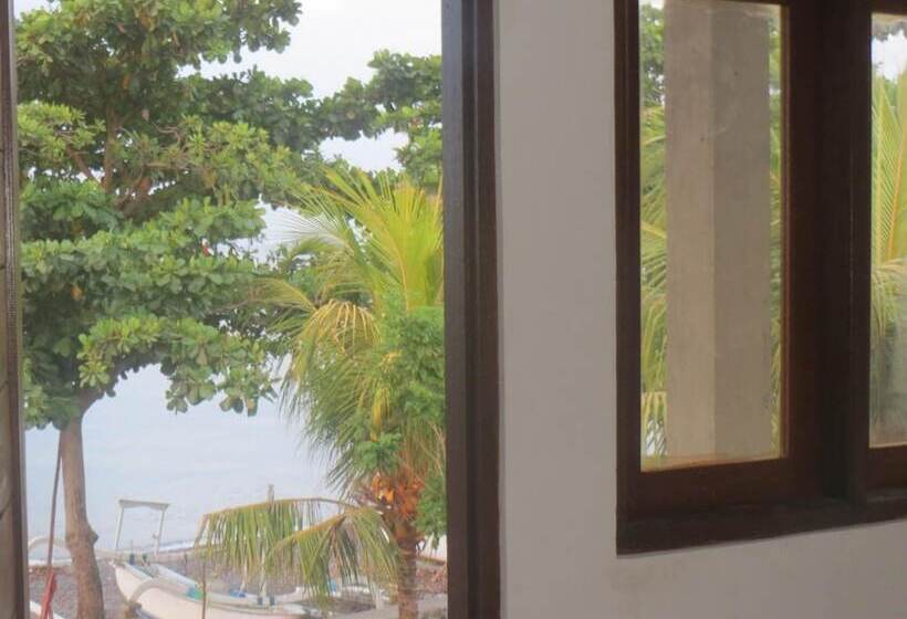 بنسيون Amed Sari Beach Guesthouse