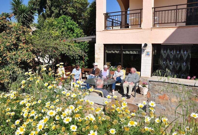 פנסיון House Margot