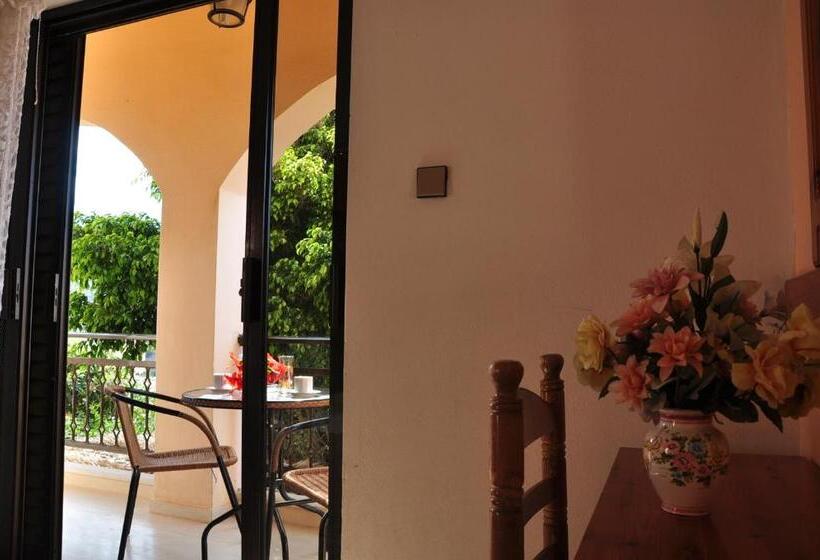 پانسیون House Margot