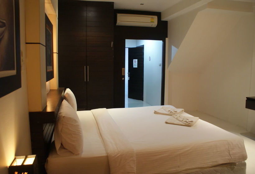 بنسيون New International House Patong