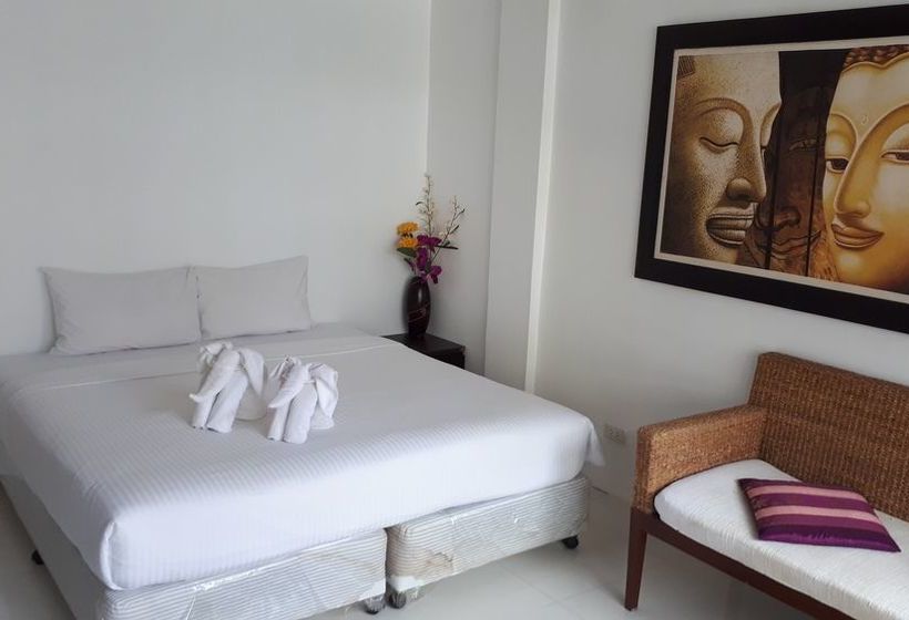 بنسيون New International House Patong