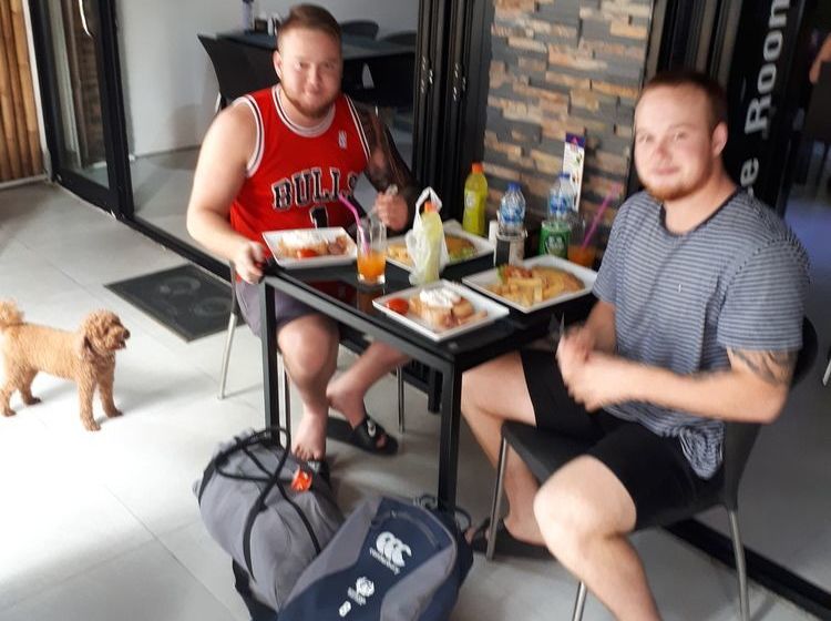 بنسيون New International House Patong