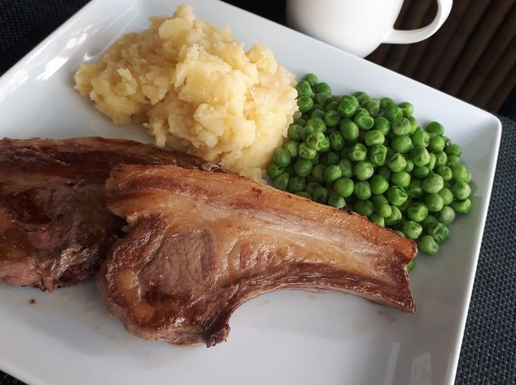 بنسيون New International House Patong