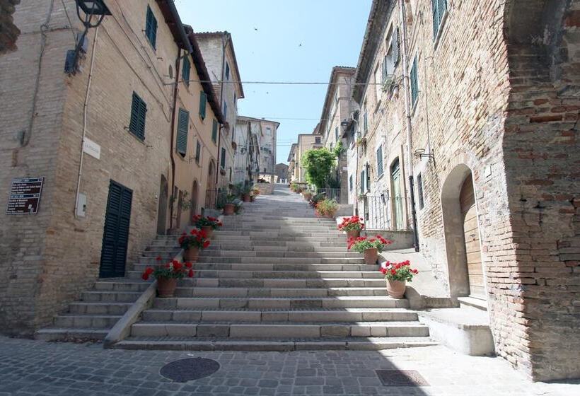 Пансион Palazzo Meraviglia Albergo Diffuso