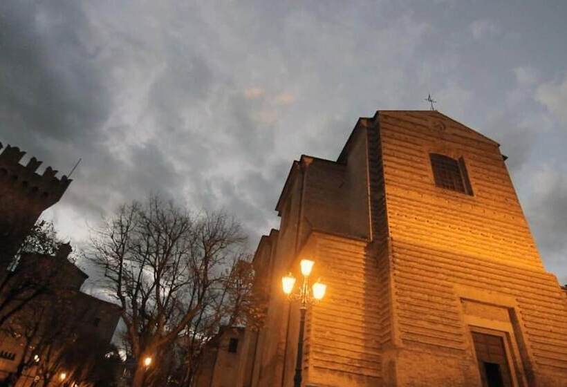 Пансион Palazzo Meraviglia Albergo Diffuso