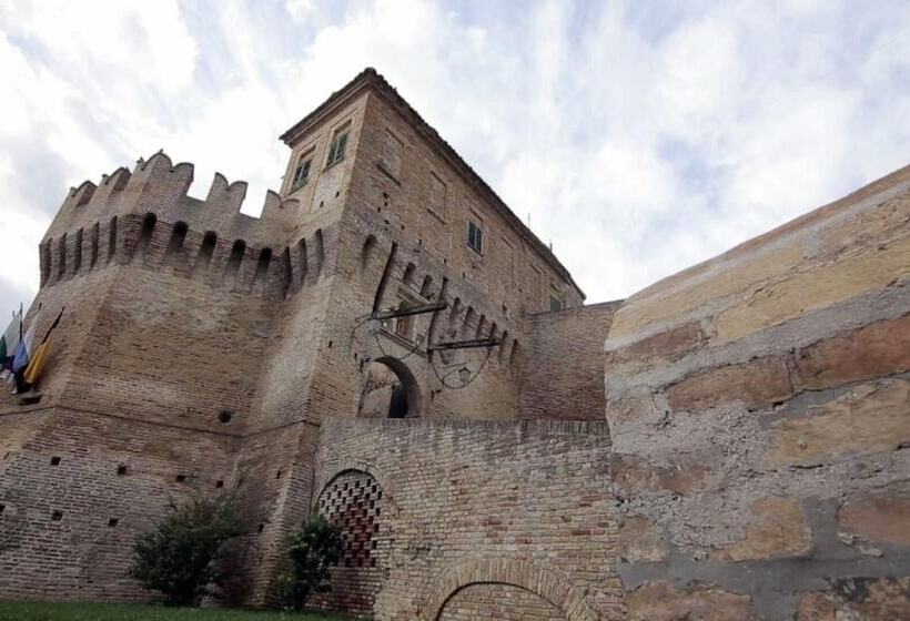 Пансион Palazzo Meraviglia Albergo Diffuso