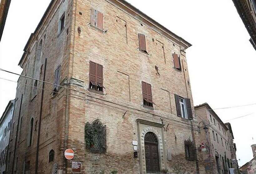 Пансион Palazzo Meraviglia Albergo Diffuso